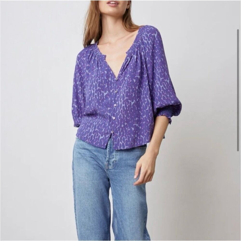 Rails Mariah Smocked Blouse in Purple & Grey Static Leopard sz M EUC